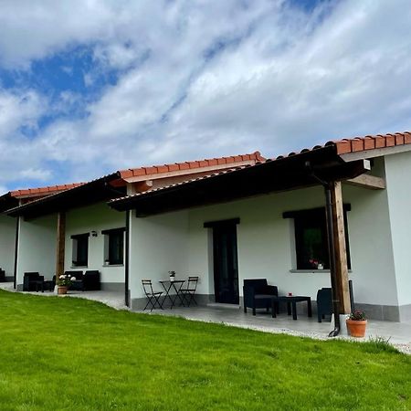 Apartamentos Los Manzanos Ribadesella Eksteriør bilde